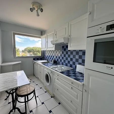 Appartement Moderne 2* Avec Balcon, Centre St Palais, Parking Securise - Fr-1-738-38