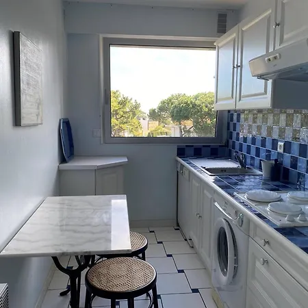 Apartament Moderne 2* Avec Balcon, Centre St Palais, Parking Securise - Fr-1-738-38 *