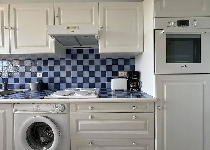 Moderne 2* Avec Balcon, Centre St Palais, Parking Securise - Fr-1-738-38 * 滨海圣帕莱