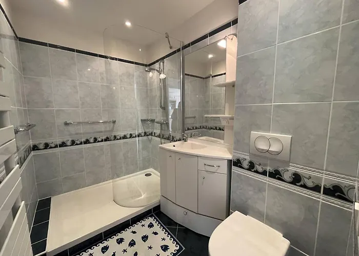 Moderne 2* Avec Balcon, Centre St Palais, Parking Securise - Fr-1-738-38 * 滨海圣帕莱